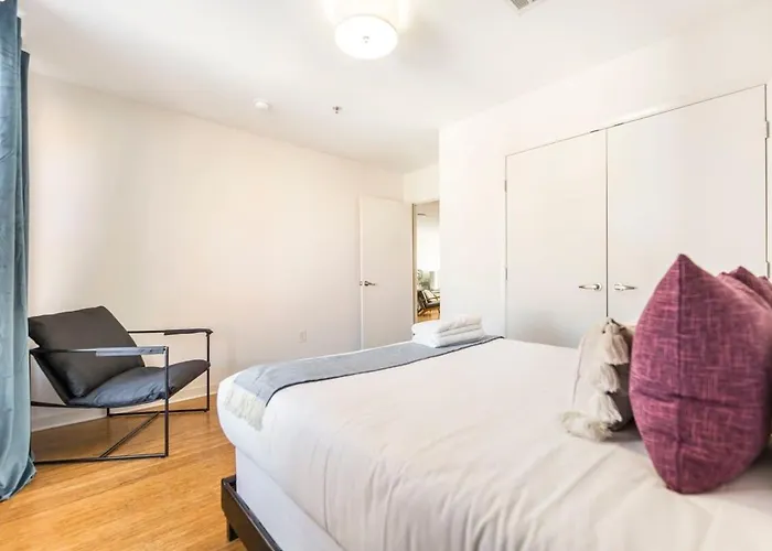 The Lofts At Cherry Dt W Amenities