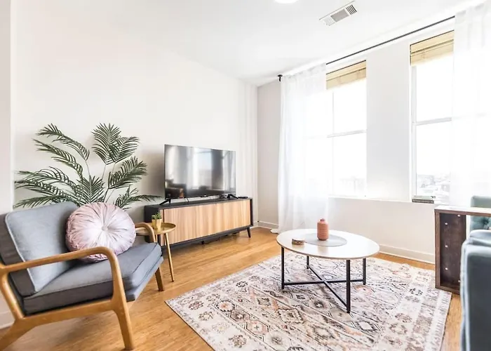 The Lofts At Cherry Dt W Amenities