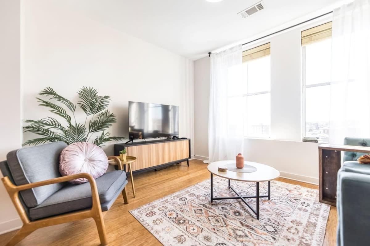 The Lofts At Cherry Dt W Amenities Apartment *